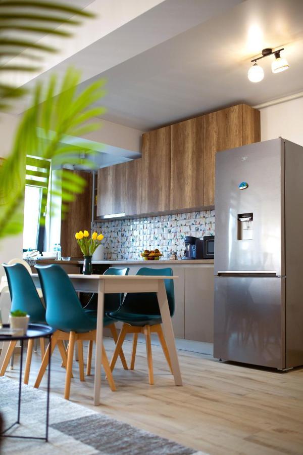 'Just Like Home' Apartment - With Private Parking Place Galati  Bagian luar foto