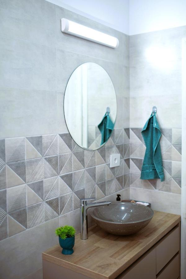 'Just Like Home' Apartment - With Private Parking Place Galati  Bagian luar foto