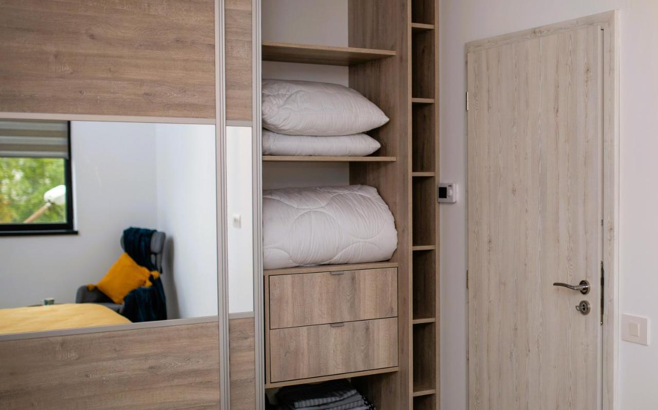 'Just Like Home' Apartment - With Private Parking Place Galati  Bagian luar foto
