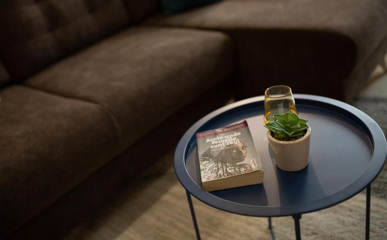'Just Like Home' Apartment - With Private Parking Place Galati  Bagian luar foto