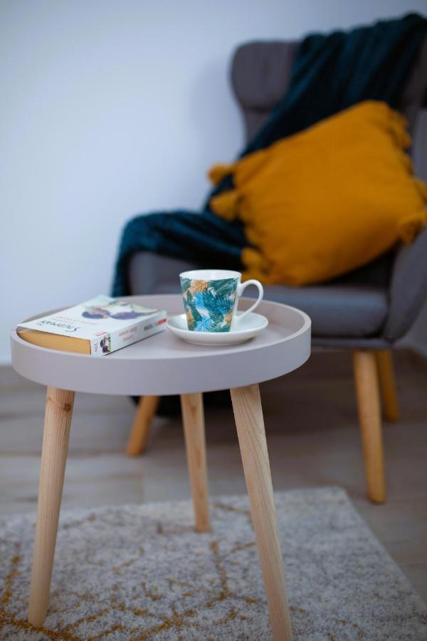 'Just Like Home' Apartment - With Private Parking Place Galati  Bagian luar foto